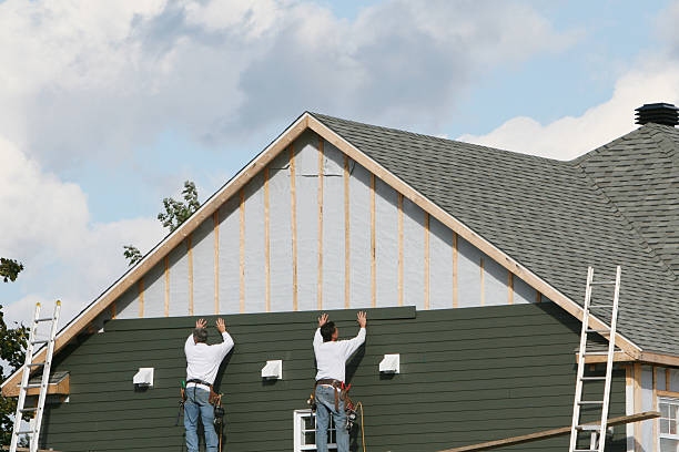 Professional Siding Contractor technician working in Waxhaw, NC